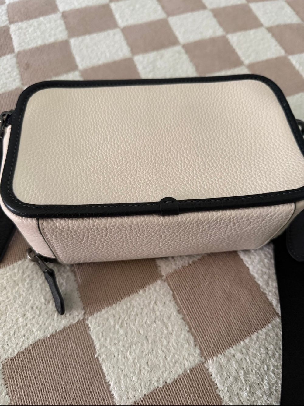 Coach WYATT CROSSBODY IN SIGNATURE CANVAS - Picture 9 of 12
